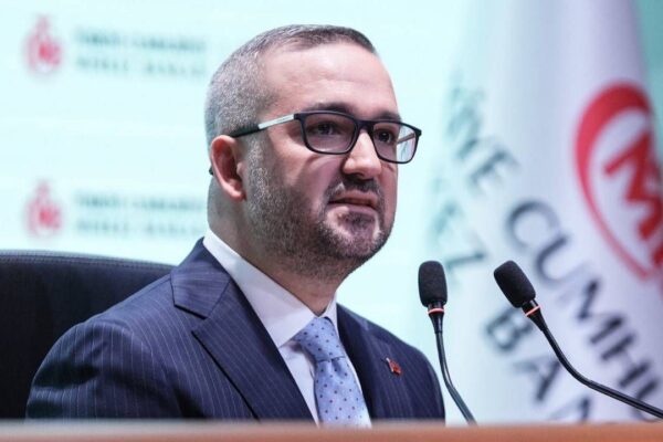Merkez Bankası Başkanından asgari ücret açıklaması