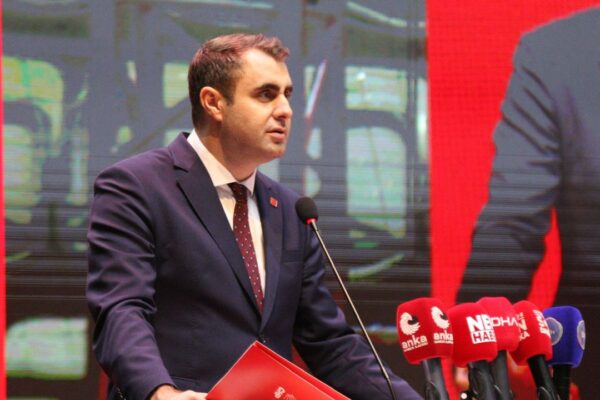 CHP’li Güç’ten İYİ Partili Kırkpınar&#...