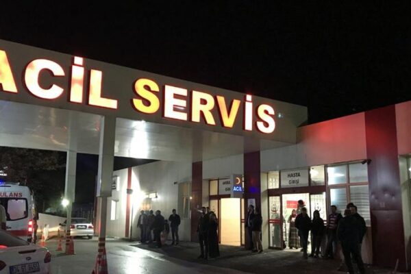 Afyonkarahisar’da trafik kazası: 2 kişi yara...