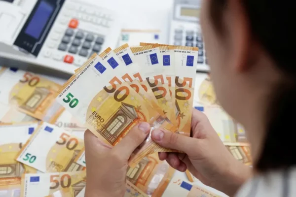 AB’de 2025’te turistik konaklama rekor...