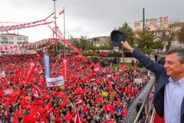Özgür Özel: ‘Düşünemediği yalanın altına imz...